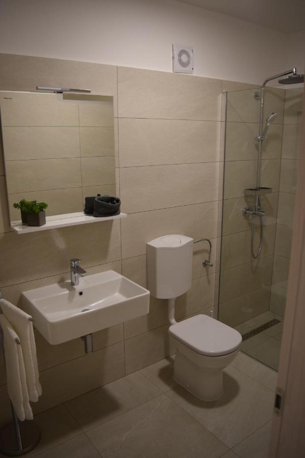 Lovely Apartment With Two Terraces*** 普拉 外观 照片